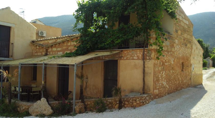 Baglio Poma Villa Castelluzzo Exterior photo