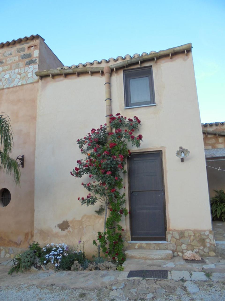 Baglio Poma Villa Castelluzzo Exterior photo
